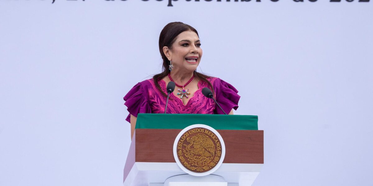 Brugada llama a la unidad y arropa a Sheinbaum en el Zócalo